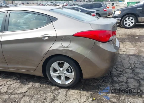 2013 Hyundai Elantra Gls из США, поврежденный, VIN 5NPDH4AE3DH323110